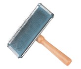 BASIC CARE soft slicker brush, medium size (3)