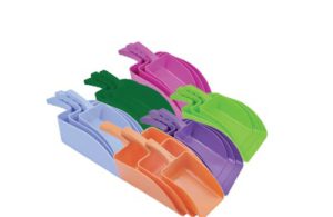 Harold Moore Feed Scoop Small