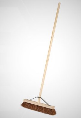 Stiff Bass Platform Broom 24″
